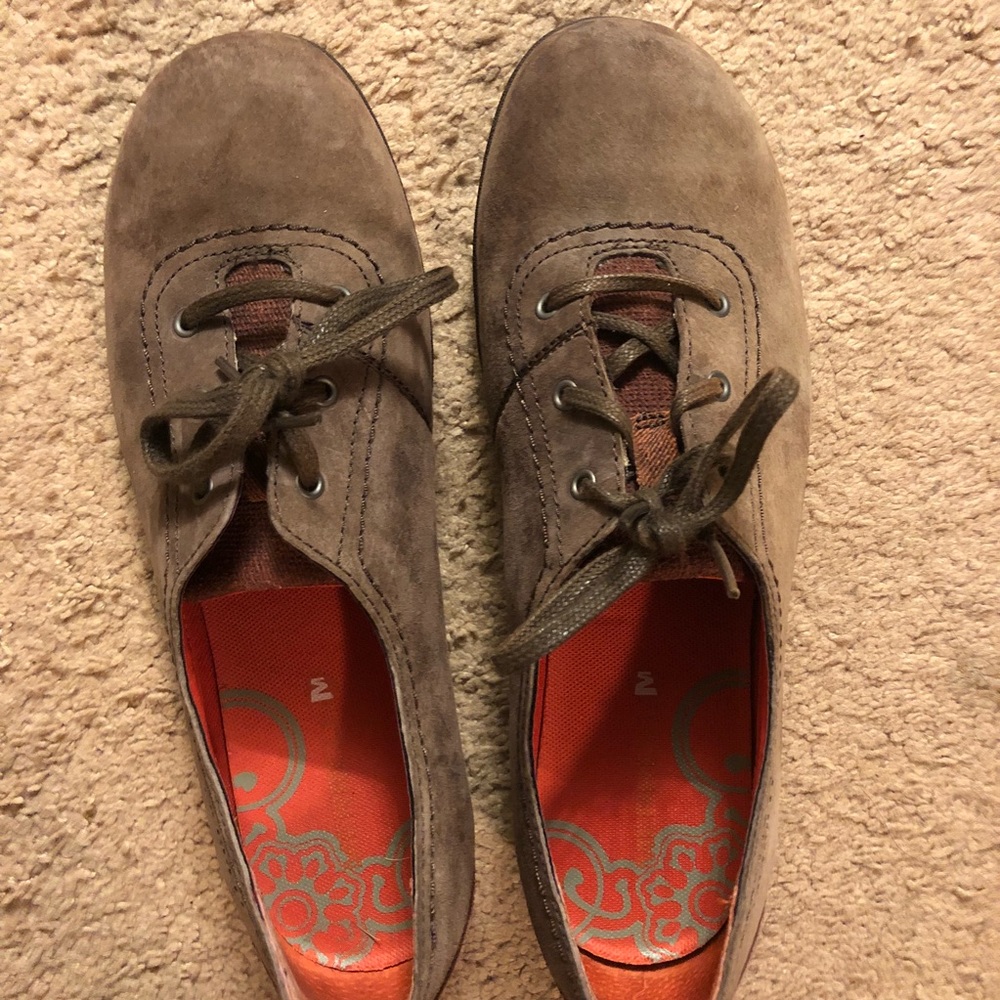 Merrell Coffee Bean SZ 10 shoes